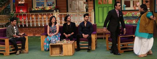 Gulshan Grover, Shruti Haasan, Kiku Sharda, Gautam Gulati, Rajkummar Rao, and Kapil Sharma in The Kapil Sharma Show (201