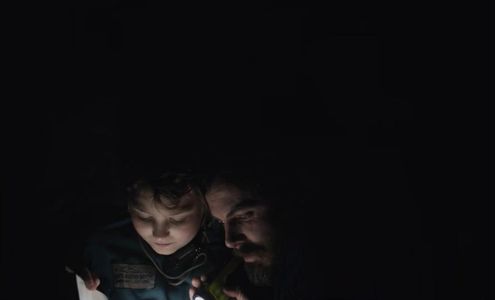 Casey Affleck and Anna Pniowsky in Light of My Life (2019)