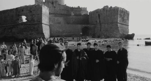 Enrique Irazoqui in The Gospel According to St. Matthew (1964)