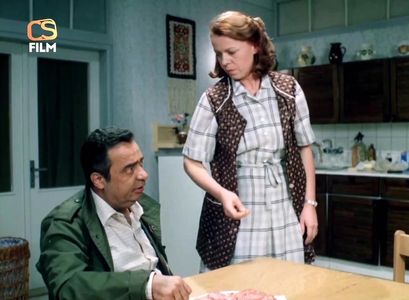 Iva Janzurová and Vladimír Mensík in Young Wine (1986)