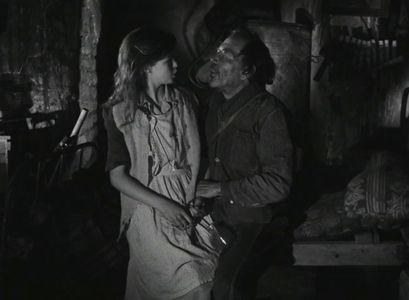 Alma Delia Fuentes and Miguel Inclán in The Young and the Damned (1950)