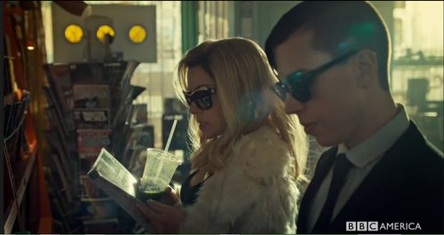 Tatiana Maslany and Jordan Gavaris in Orphan Black (2013)