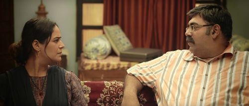 Mona Singh and Akarsh Khurana in Yeh Meri Family (2018)