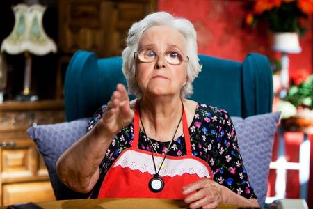 Chus Lampreave in Fenómenos (2012)