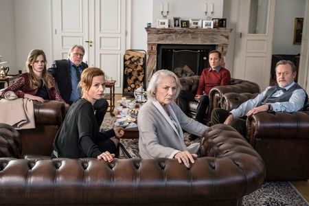 Oliver Broumis, Marie-Anne Fliegel, Wolfgang Häntsch, Andreas Schmidt-Schaller, Emilia Bernsdorf, and Isabella Bartdorff