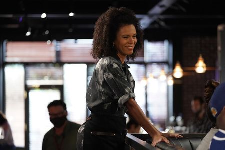 Grasie Mercedes in Grand Crew (2021)