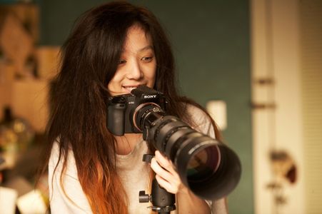 Ryeowon Jung in Castaway on the Moon (2009)