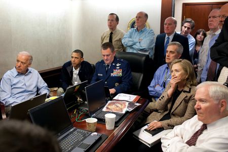 Joe Biden, Hillary Clinton, Robert Gates, Antony Blinken, Barack Obama, Mike Mullen, William Daley, Tom Donilon, John O.