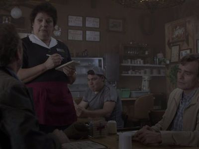 Robert Sean Leonard and Carole Gutierrez in House (2004)