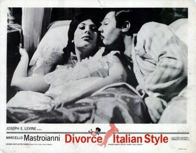 Marcello Mastroianni and Daniela Rocca in Divorce Italian Style (1961)