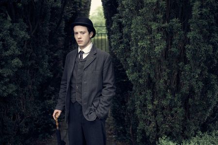 Joseph Quinn in Howards End (2017)