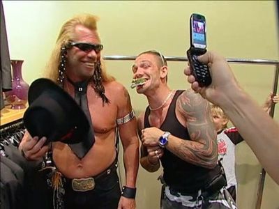 Leland Chapman and Duane 'Dog' Chapman in Dog the Bounty Hunter (2003)