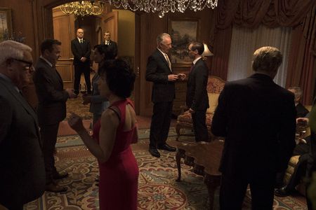 Kiefer Sutherland, Guy Buller, Geoff Pierson, and Jocelyne Zucco in Designated Survivor (2016)