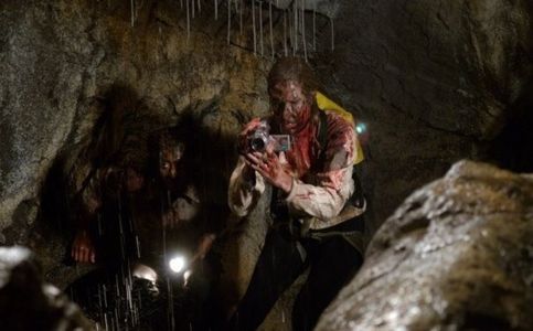 Shauna Macdonald and Krysten Cummings in The Descent: Part 2 (2009)