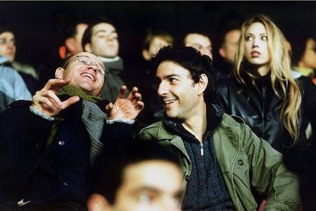 Yvan Attal and Laurent Bateau in My Wife Is an Actress (2001)