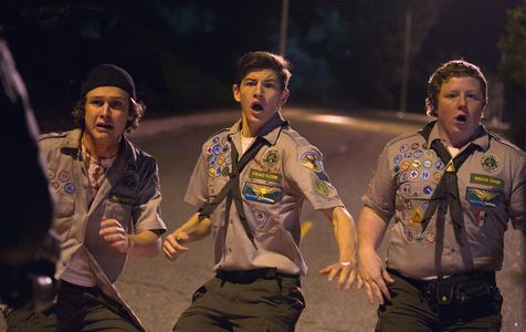 Logan Miller, Tye Sheridan, and Joey Morgan in Scouts Guide to the Zombie Apocalypse (2015)