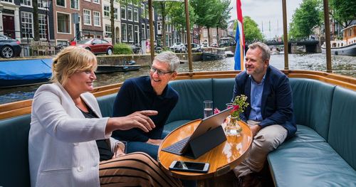 Tim Cook