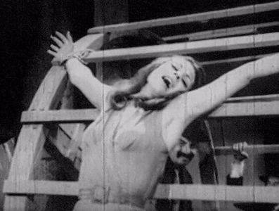 Pervin Par in Killing in Istanbul (1967)