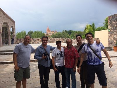Christopher Chomyn (Cinematographer),Antonio Ruiz (Producer),Pablo Ladrón de Guevara (AD),Luis Alberto Estrada (Locat