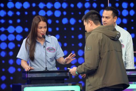 Cholo Barretto and Jenny Quizon in Family Feud Philippines (2022)