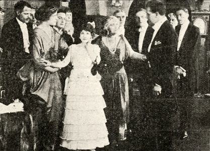 Kathryn Adams, Marguerite Clark, Ida Darling, Elliott Dexter, Theodore Guise, James Kearney, Frank Losee, Robert Rogers,