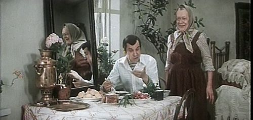 Georgiy Burkov and Tatyana Pelttser in Otstavnoy kozy barabanshchik (1982)
