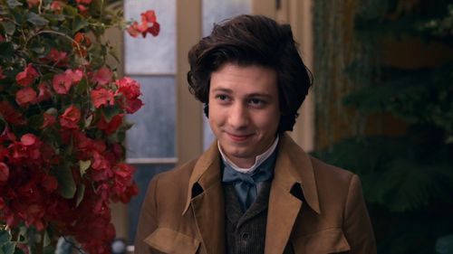 Samuel Farnsworth in Dickinson (2019)