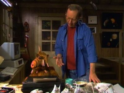 Paul Fusco and Max Wright in ALF (1986)