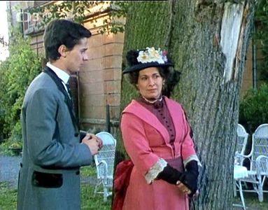 Milena Dvorská and Michael Knazko in Petr a Jan (1987)