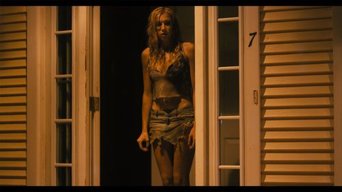 Laura Jacobs as Desiree in Muck