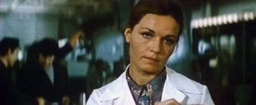 Lyudmila Chursina in Sobstvennoe mnenie (1977)