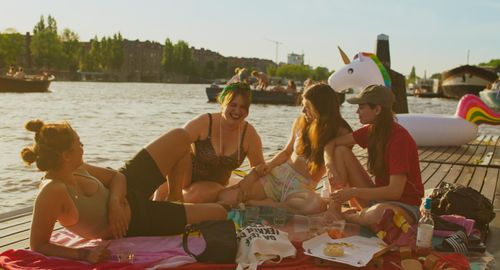 Eline van Gils, Ayla Satijn, Jade Olieberg, and Hanna van Vliet in Anne+ (2021)