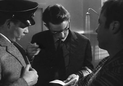 Anatoliy Adoskin, Vladimir Klimentyev, and Vadim Kurkov in Khotite - verte, khotite - net... (1964)