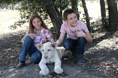 Veronika Bonell, Joe Robinson and Zuri in 