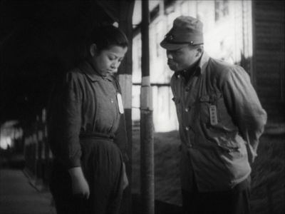 Ichirô Sugai and Yôko Yaguchi in The Most Beautiful (1944)