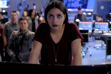 Jon Arthur and Coral Peña in 24: Legacy (2016)