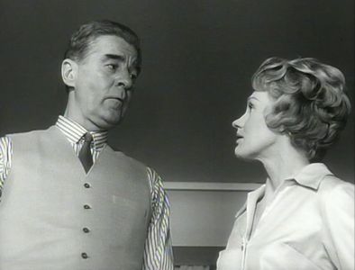 Gunnar Björnstrand and Gunn Wållgren in The Dress (1964)
