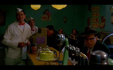 In FAR FROM HEAVEN