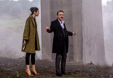 Ahu Yagtu and Baris Falay in Broken Pieces (2014)