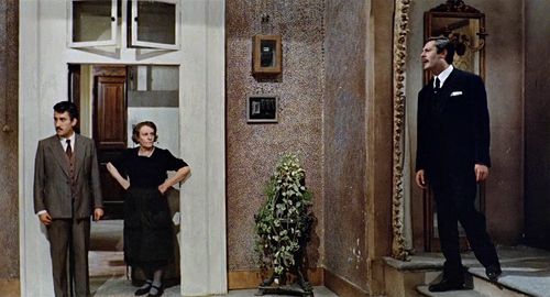 Marcello Mastroianni, Aldo Puglisi, and Tecla Scarano in Marriage Italian Style (1964)