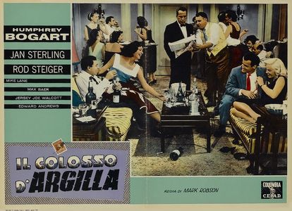 Humphrey Bogart, Rod Steiger, Julie Benedic, Patricia Dane, Elaine Edwards, Felice Orlandi, and Nehemiah Persoff in The 