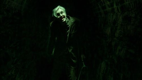 Man in Tunnel, The Woman in the Wall