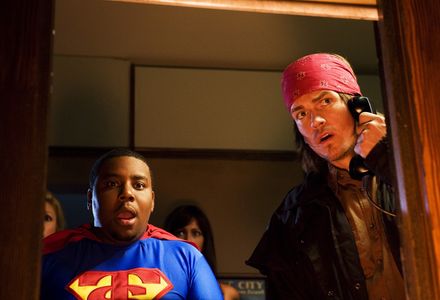 Kenan Thompson, Steve Howey, Desi Lydic, and Diora Baird in Stan Helsing (2009)