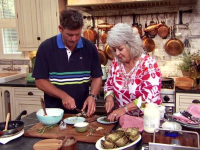 Paula Deen and Jamie Deen in Paula's Best Dishes (2008)