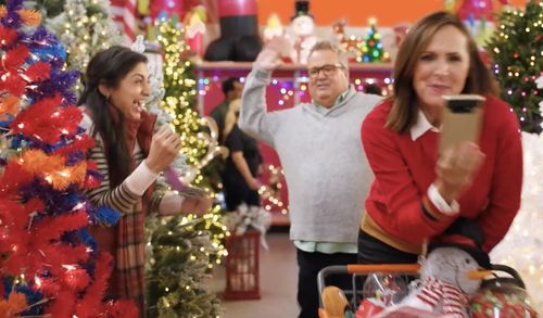 Fizaa Dosani, Eric Stonestreet, Molly Shannon