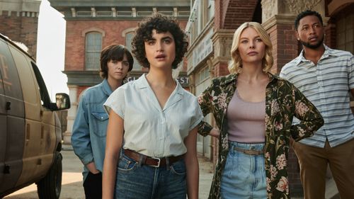 Elsie Fisher, Jacob Latimore, Sarah Yarkin, and Nell Hudson in Texas Chainsaw Massacre (2022)