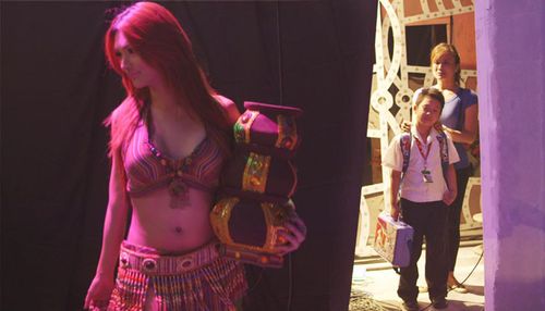 Miggs Cuaderno, Mimi Juareza, and Francine Garcia in Quick Change (2013)