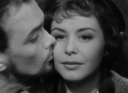 Birger Malmsten and Maj-Britt Nilsson in Waiting Women (1952)