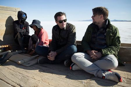 Fredrik Wikingsson and Filip Hammar in Jorden runt på 6 steg (2015)