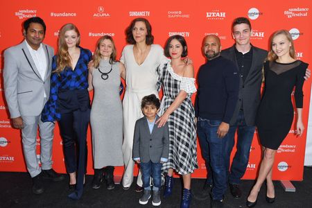 Maggie Gyllenhaal, Ajay Naidu, Samrat Chakrabarti, Sara Colangelo, Anna Baryshnikov, Rosa Salazar, Sam Jules, Stefaniya 
